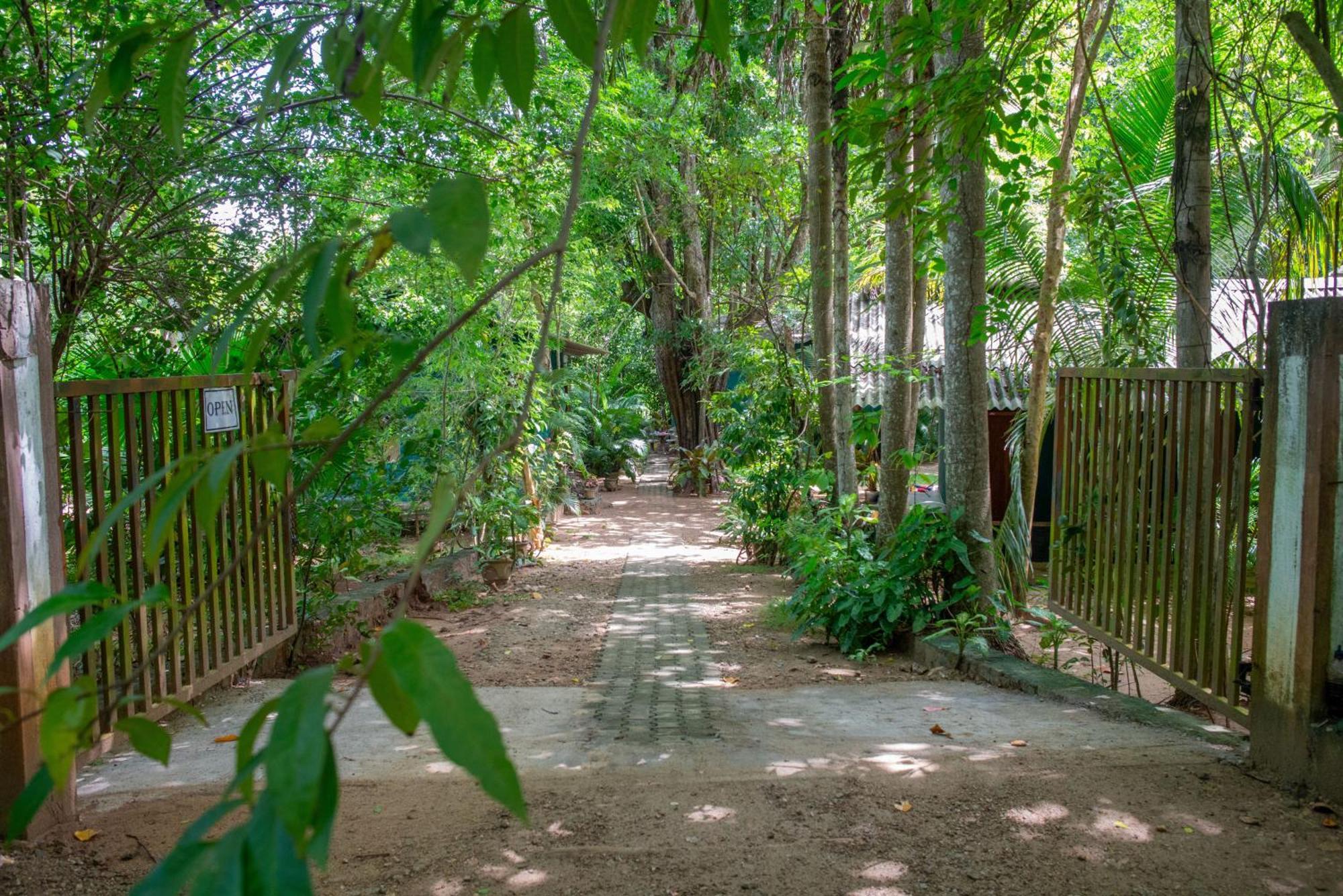 Silent Bungalow Udawalawe Exterior photo
