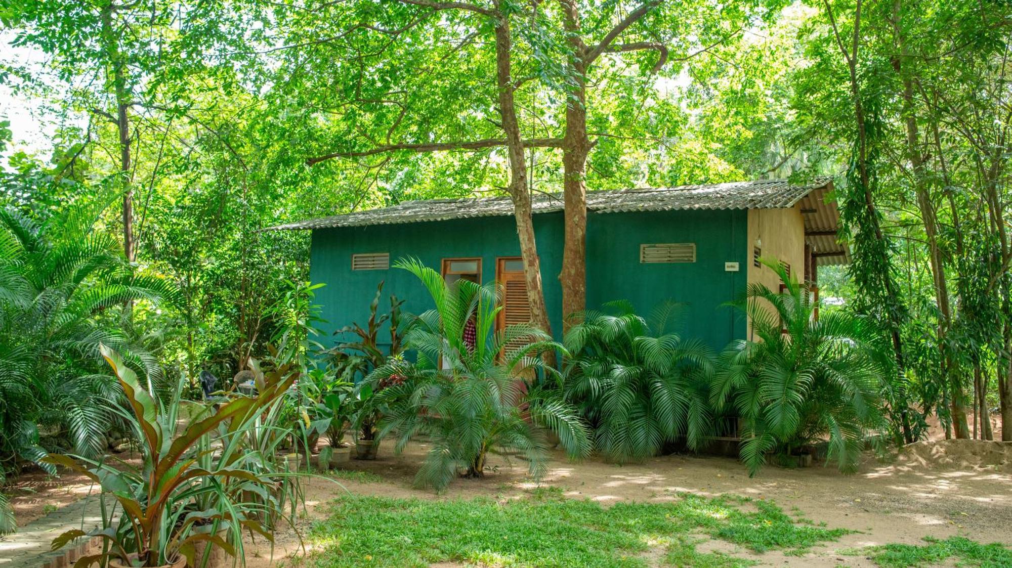 Silent Bungalow Udawalawe Exterior photo