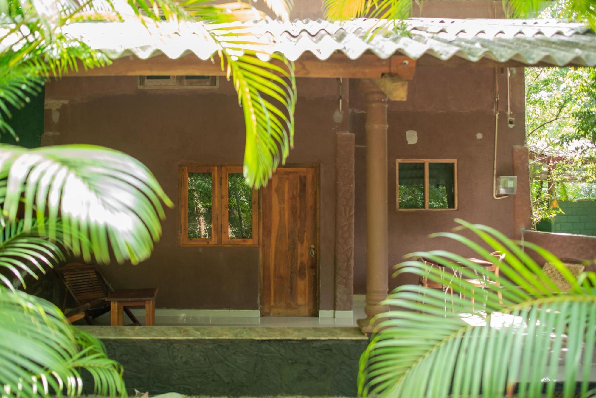 Silent Bungalow Udawalawe Exterior photo