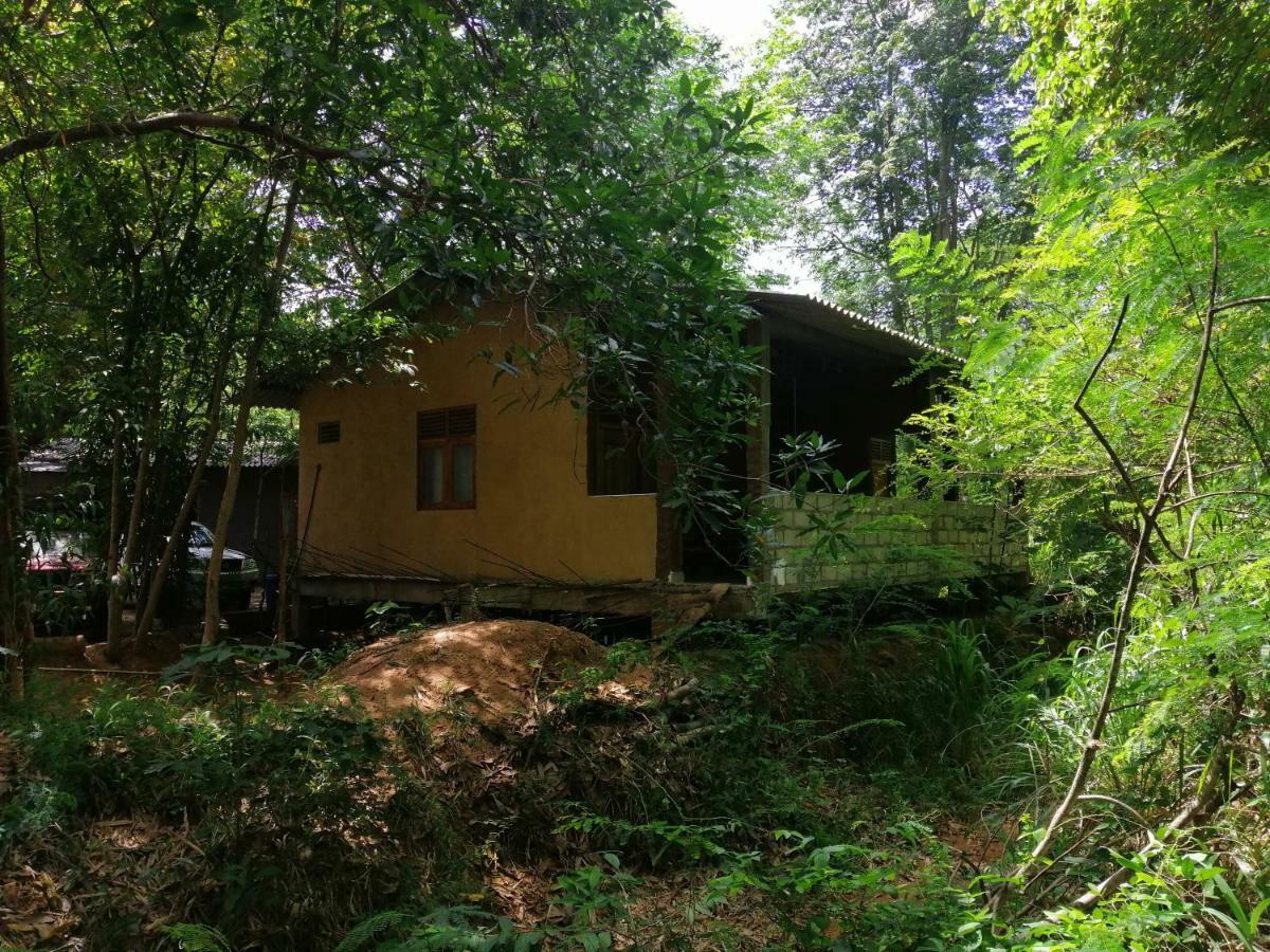 Silent Bungalow Udawalawe Exterior photo